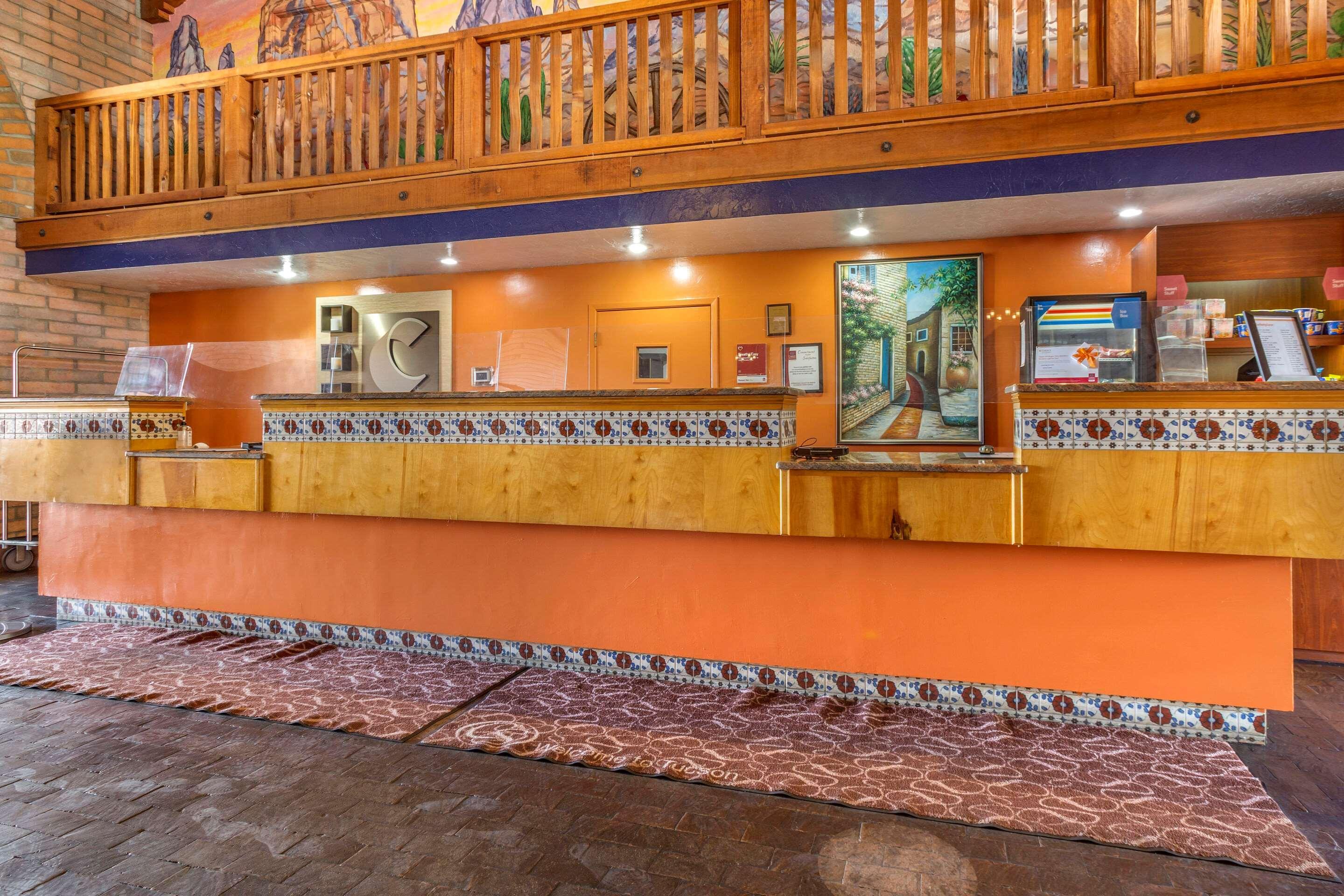 Comfort Suites At Sabino Canyon Tucson Exterior foto